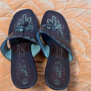 Women's Brown Floral Embroidered Slide Sandals